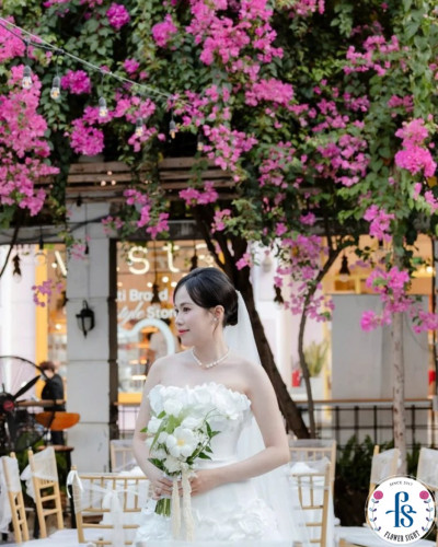 Hoa cưới cầm tay tại FlowerSight - Tôn vinh vẻ đẹp nàng dâu trong ngày trọng đại