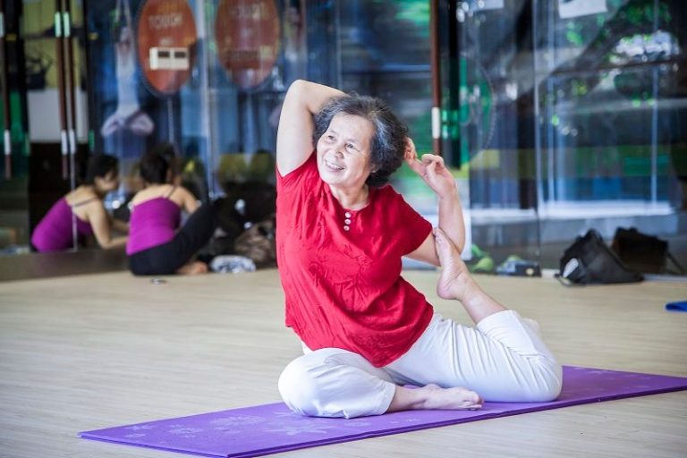 quà tặng cho ngày của mẹ với khóa học yoga