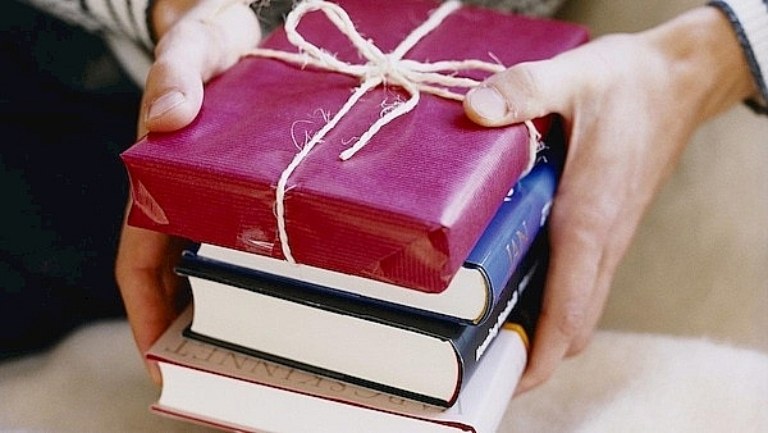 “Sách kinh doanh là quà tặng khai trương truyền cảm hứng