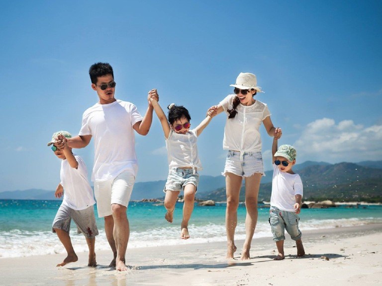 quà sinh nhật cho chồng là chuyến du lịch