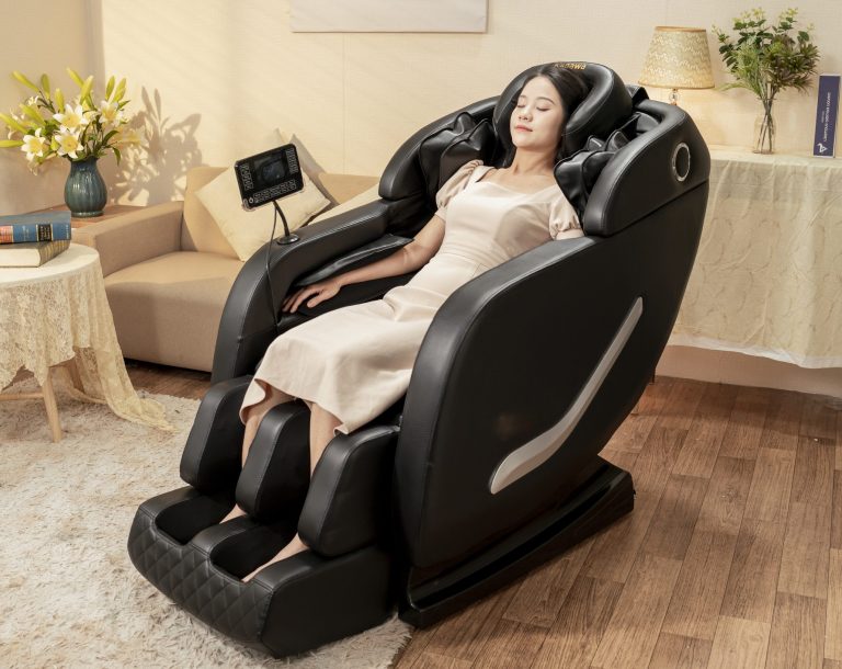 quà tặng vợ sau sinh thiết thực với ghế massage