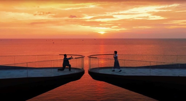 quà tặng cầu hôn là chuyến du lịch lãng mạn